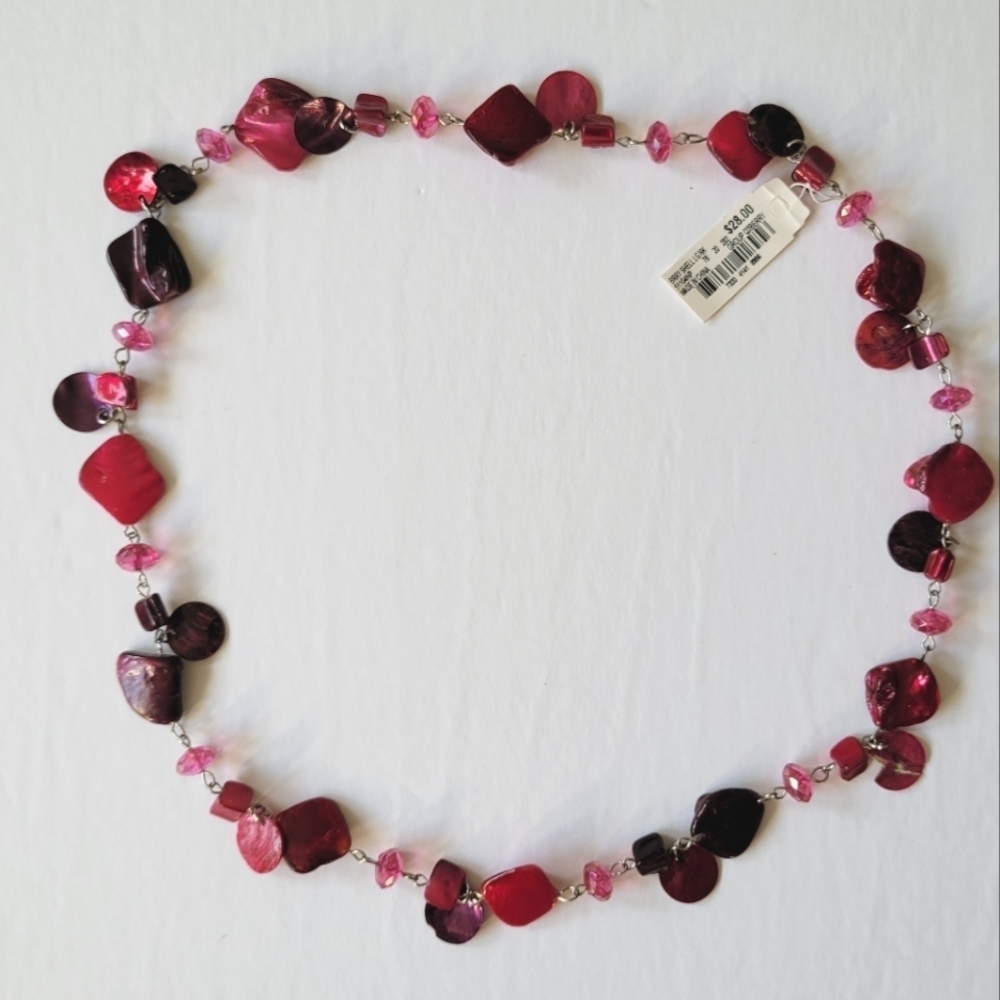 Red Shell Chain Necklace - Picture 6 of 8